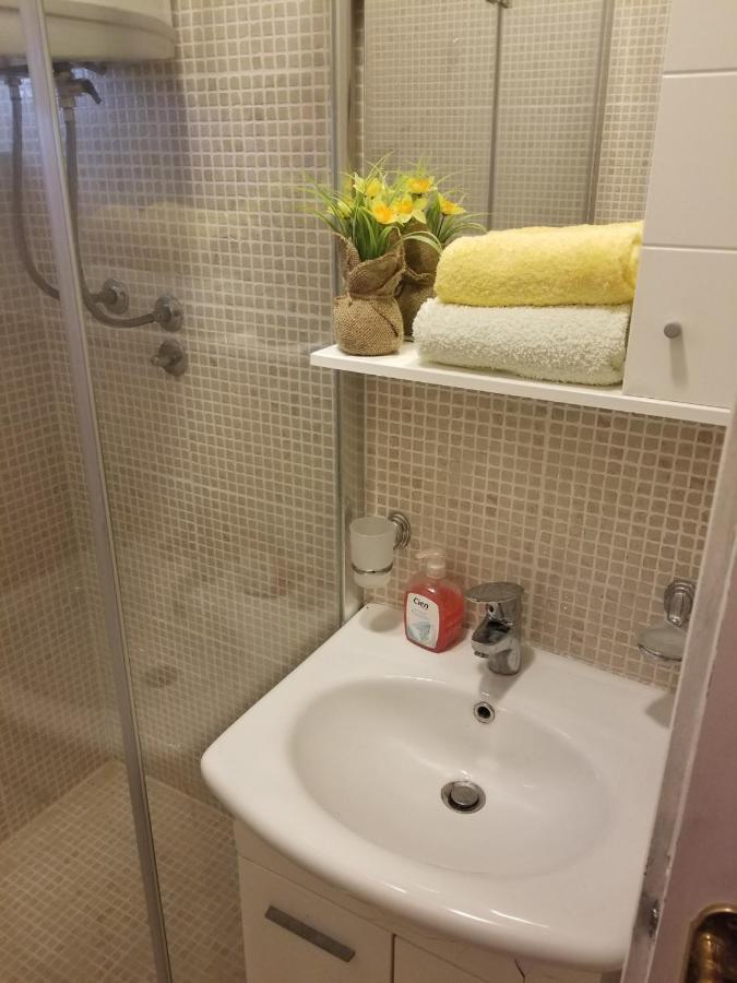 Apartman Bogdan Jelsa  Buitenkant foto